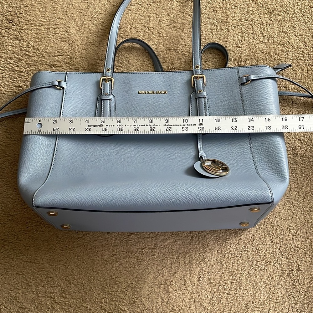 Michael Kors light blue purse - Picture 3 of 14